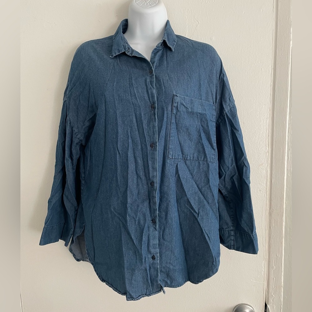 Zara Relax Fit 3/4 Sleeve Button Up Collared Chambray Shirt Size S